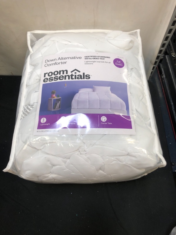 Photo 2 of All Season Down Alternative Machine Washable Comforter - Room Essentials™
-FULL / QUEEN 
