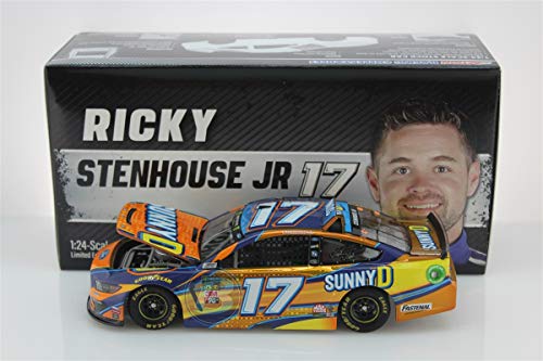 Photo 1 of Lionel Racing NASCAR Ricky Stenhouse Jr Officially Licensed Diecast Car Chrome SunnyD 2019, 1:24 Scale
