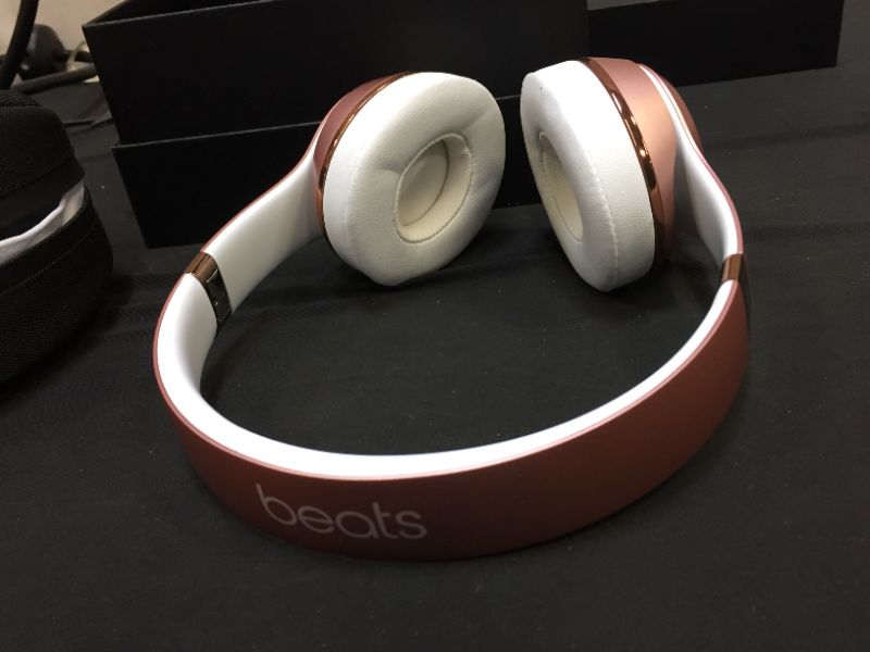 Photo 8 of (OPEN BOX)Beats by Dr. Dre - Solo³ Wireless On-Ear Headphones - Rose Gold
