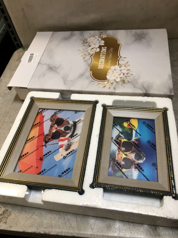 Photo 1 of 3 pack frames display 6", 7" , 10 " , gold )