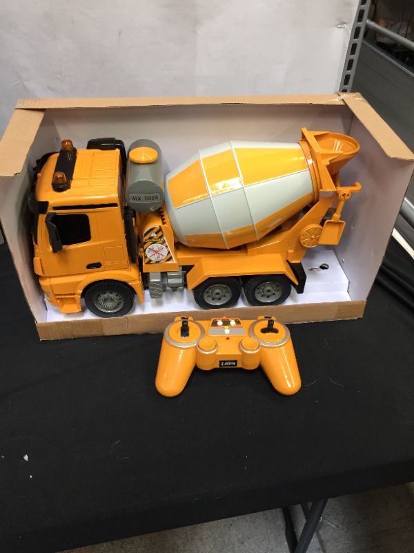 Photo 1 of DOUBLE E HEAVY INDUSTRY TOY CONSTRUCTION CAR