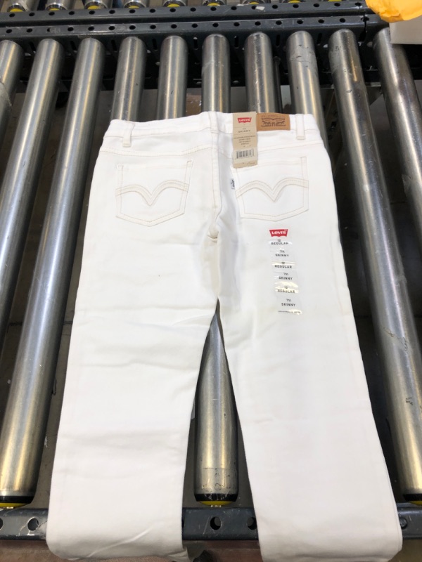 Photo 2 of Levi's Girls' Big 711 Skinny Jeans SIZE 12