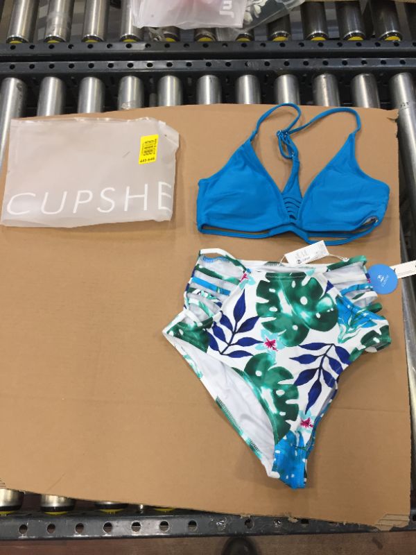 Photo 1 of CUPSHE Bathing Suit Size Small