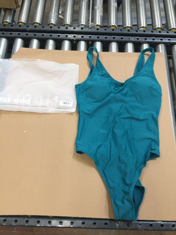 Photo 1 of CUPSHE Bathing Suit Size Large One Piece