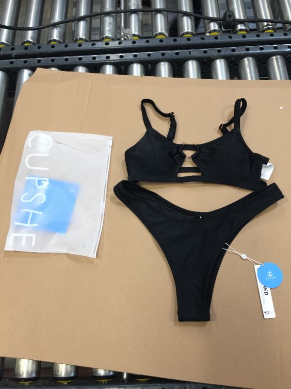 Photo 1 of CUPSHE Bathing Suit Size Medium