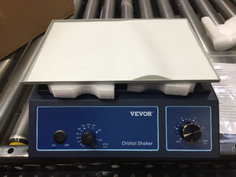 Photo 3 of VEVOR Orbital Rotator Shaker Adjustable Speed at 0-210 RPM Digital Orbital Shaker 0-15 min Orbital Oscillator with 12.4x8.6 Inch Working Platform Orbit Shaker for Chemical, Biological Laboratories
