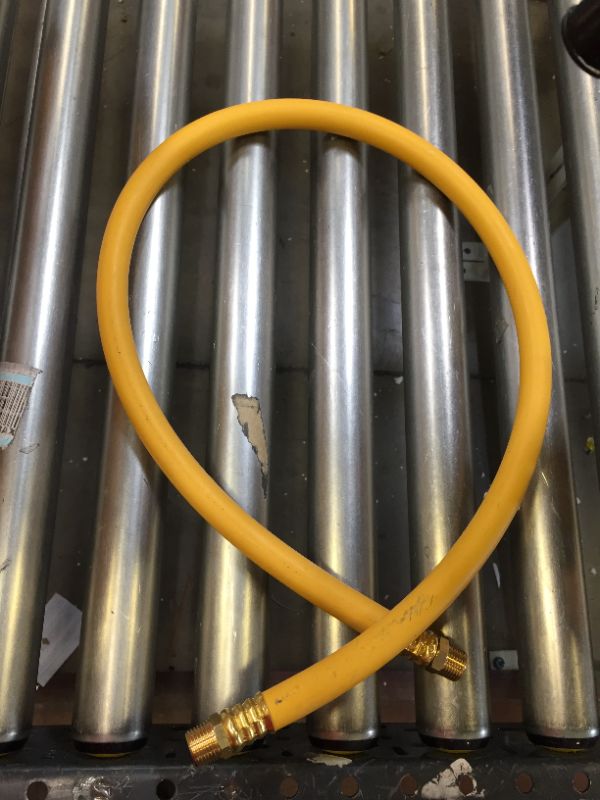 Photo 5 of DEWALT 1/2-in Kink Free 50-ft Rubber Air Hose