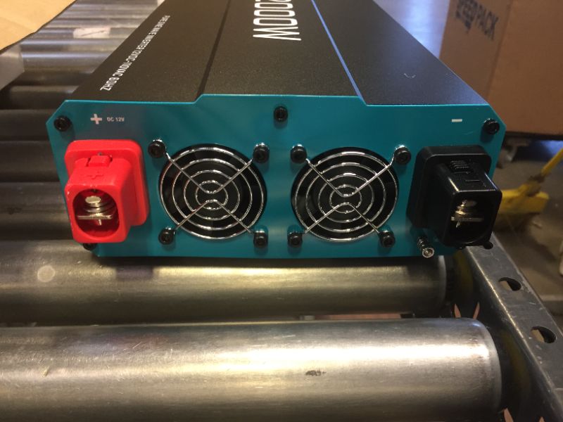 Photo 1 of Renogy - Wave Inverter 2000W