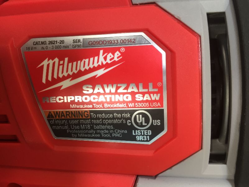 Photo 3 of Milwaukee 2621-20 M18 SAWZALL 18V Cordless Lithium-Ion Reciprocating Saw (Bare Tool)