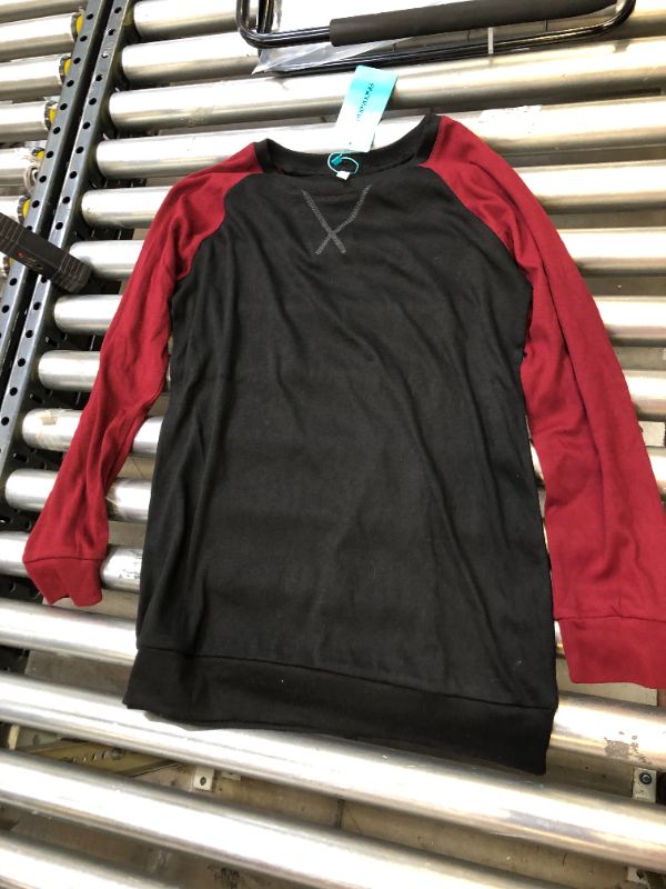 Photo 1 of POPYOUNG Size Small Long Sleeve Shirt Red and Black