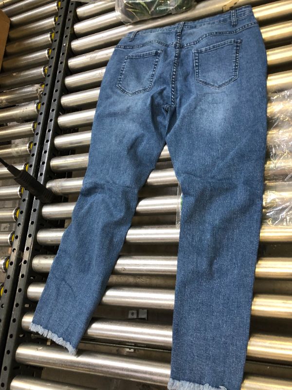 Photo 1 of Womens Pants Size Medium