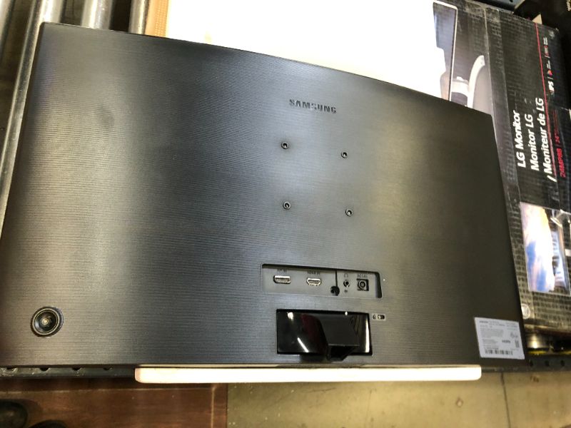 Photo 5 of SAMSUNG 27" CF398 Curved LED Monitor PARTS ONLY