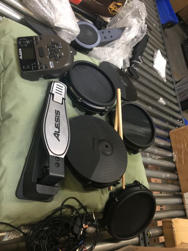 Photo 7 of Alesis Drums Nitro Mesh Kit - Electric Drum Set with USB MIDI Connectivity, Mesh Drum Pads, Kick Pedal and Rubber Kick Drum, 40 Kits and 385 Sounds
