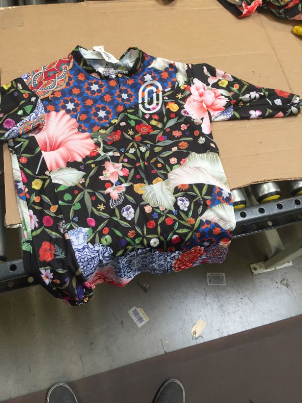 Photo 1 of omloop jersey small