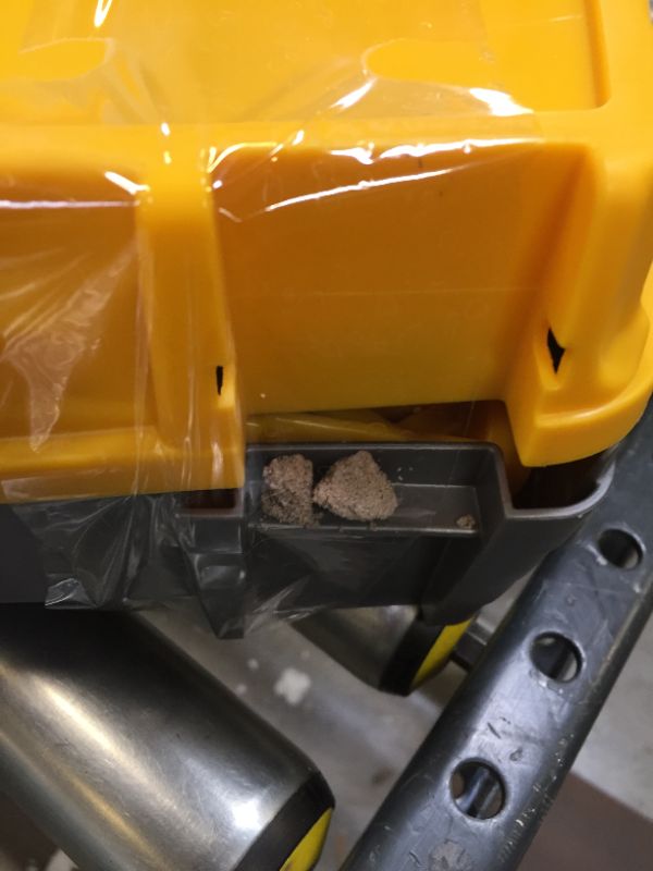 Photo 1 of KINETIC SAND - CASE MISSING LATCH