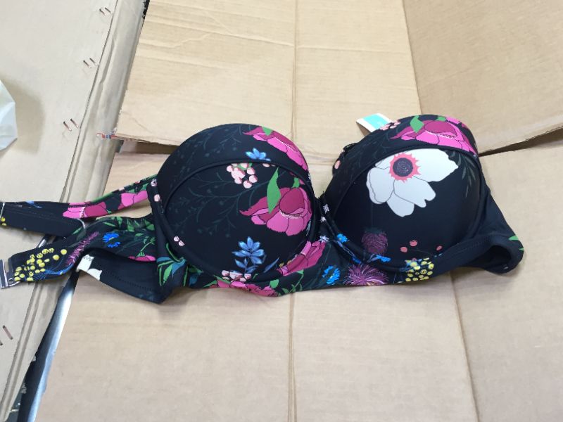 Photo 1 of FLORAL BRA- PLUS SIZE