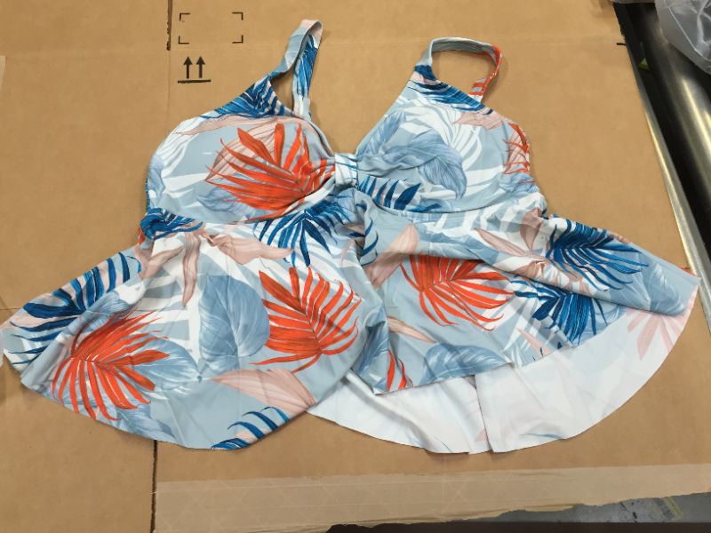 Photo 1 of BEACH TOP- 3XL;