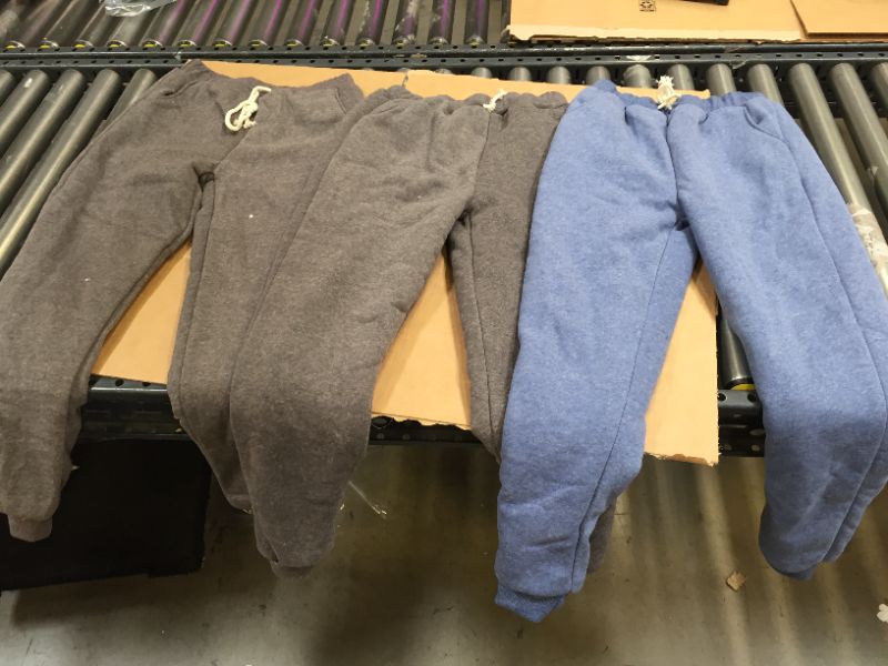 Photo 1 of SET OF FLEECE-LINED JOGGERS
L-2
XL-1