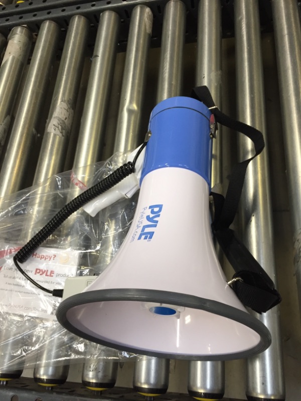 Photo 2 of PylePro PMP50 50 Watt 1,200 Yard Sound Range Portable Bullhorn Megaphone Speaker with Built In MP3 Input Jack and Loud Siren Alarm, Blue