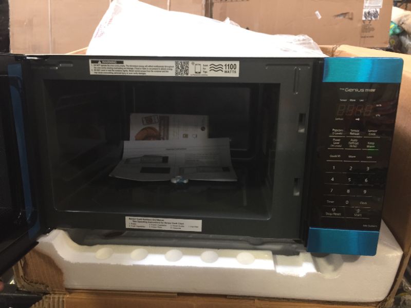 Photo 3 of Panasonic NN-SU66LS Microwave Oven, 1.3 cft, Silver