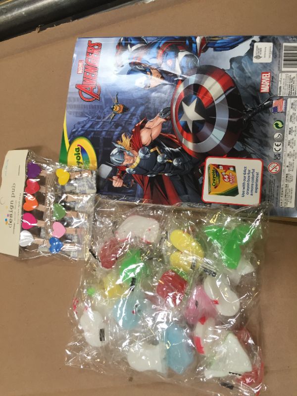 Photo 2 of  ~~~  ITEM BOUNDLE~~~
Crayola 96pg Marvel Avengers Coloring Book with Sticker Sheet
/
Personalized logo custom heart shape paper clips ,mixed colour eco-friendly photo 35mm mini wooden paper clips Home decoration
/
Jofan 24 PCS Christmas Mochi Squishy Toy