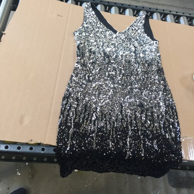 Photo 2 of PrettyGuide Women's Vintage Sleeveless Sequin Cocktail Dress V Neck Bodycon Party Casual Summer Glitter Dress Dark Silver 
large
