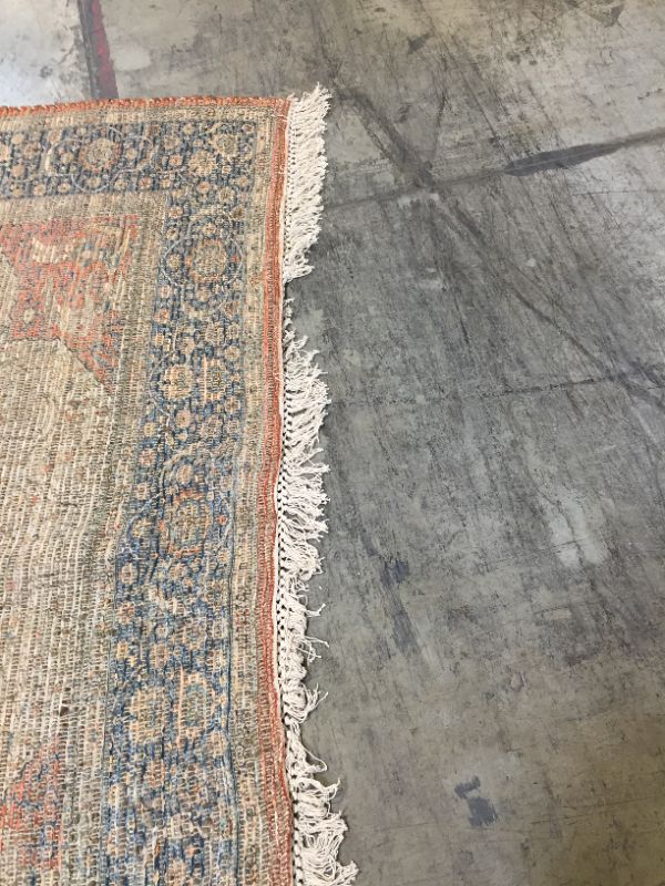 Photo 6 of Cer Tufted Rug - Safavieh Size 7'6"x9'6"

