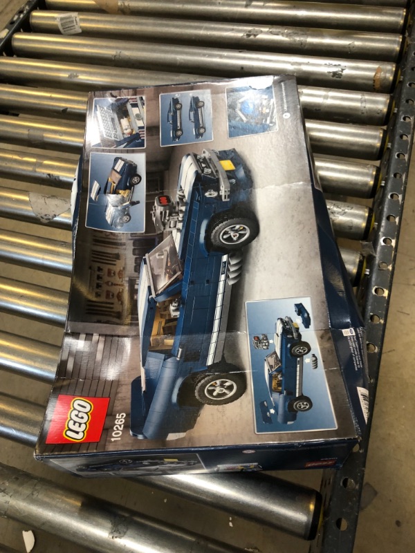 Photo 7 of LEGO Creator Expert Ford Mustang 10265 Building Kit (1471 Pieces)
