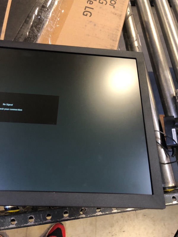 Photo 1 of LG 22MN430M-B Monitor 22” Full HD IPS Display with FreeSync - Black
