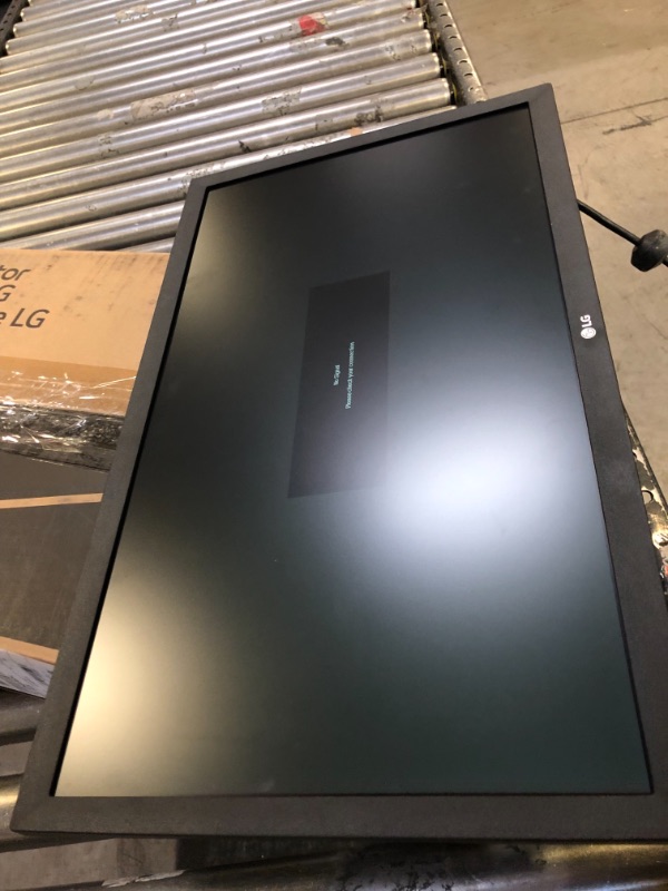 Photo 1 of LG 22MN430M-B Monitor 22” Full HD IPS Display with FreeSync - Black

