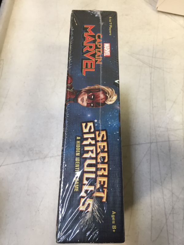 Photo 3 of Captain Marvel Secret Skrulls Card Game
