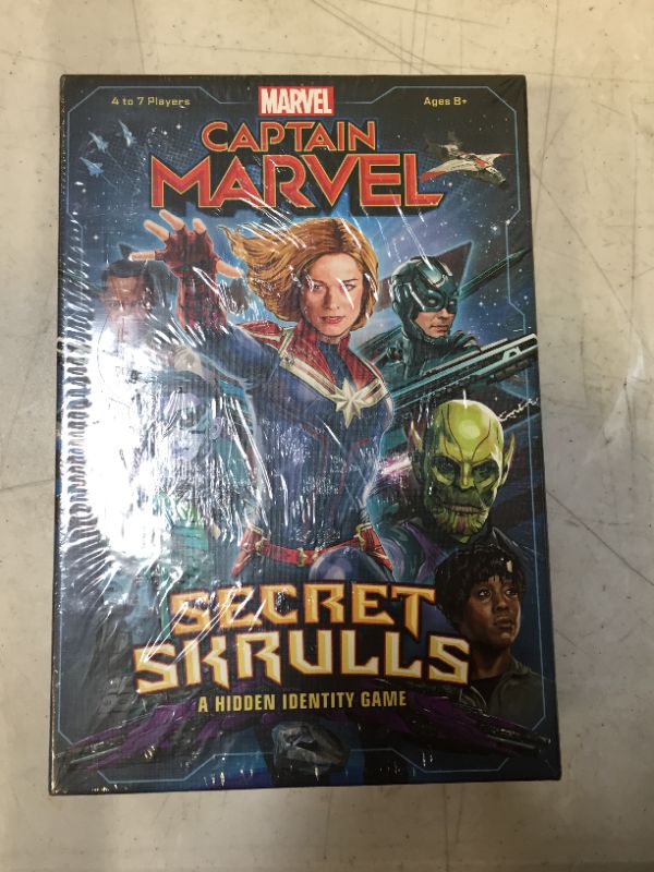 Photo 4 of Captain Marvel Secret Skrulls Card Game
