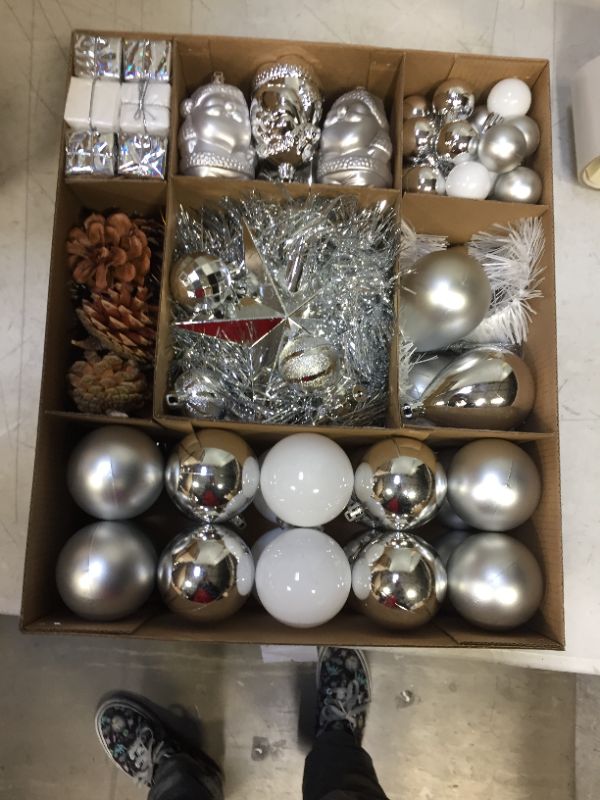 Photo 3 of #NA 104-Pcs Christmas Ball Ornaments Assorted Shatterproof Christmas Ball Set for Xmas Tree Decoration (Silver)
