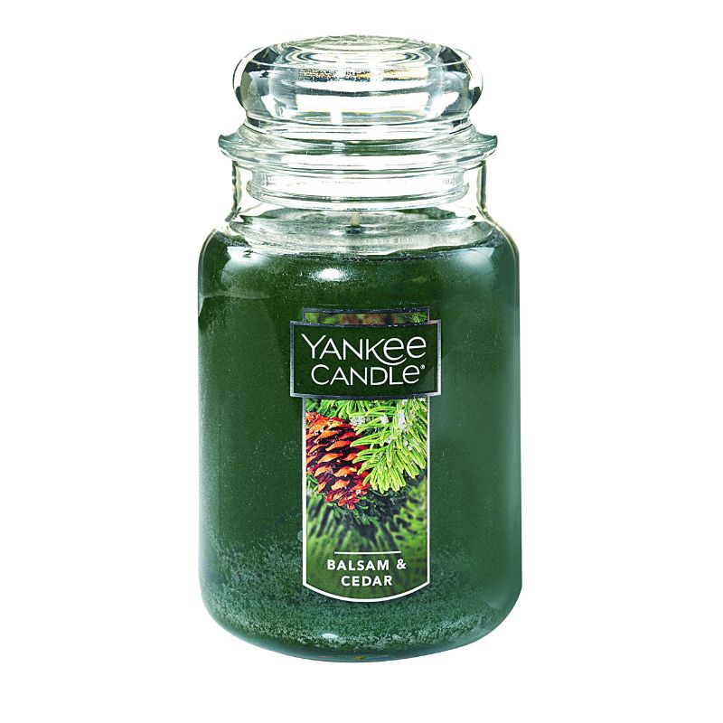 Photo 1 of Yankee Candle Large 22 Oz Balsam & Cedar Candle