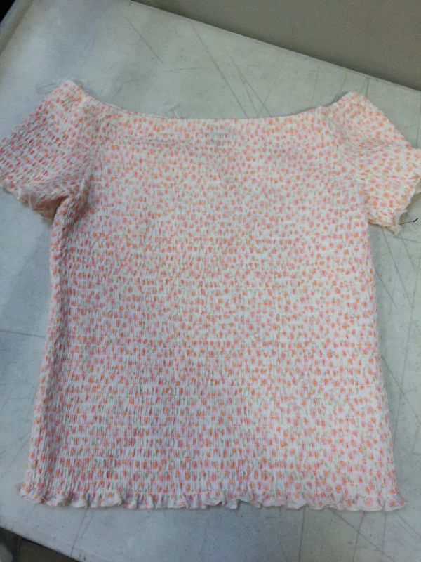 Photo 1 of girls shirt pink large