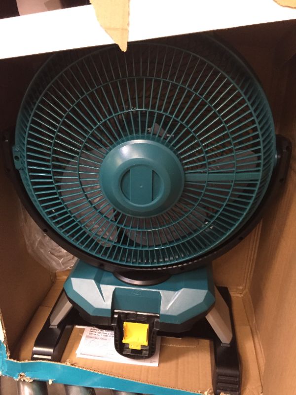 Photo 2 of Makita DCF301Z 18V LXT® Lithium-Ion Cordless 13" Fan, Tool Only
