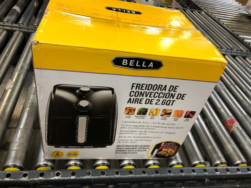 Photo 2 of Bella - Hot Air Fryer - Black