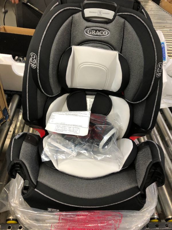 Photo 2 of Graco 4Ever DLX 4-in-1 Convertible Car Seat