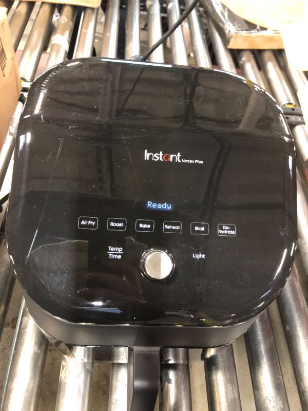 Photo 3 of  Instant Vortex Plus Air Fryer with ClearCook, 6 Quart, 6-in-1 Air Fry, Roast, Broil, Bake, Reheat, Dehydrate, Black