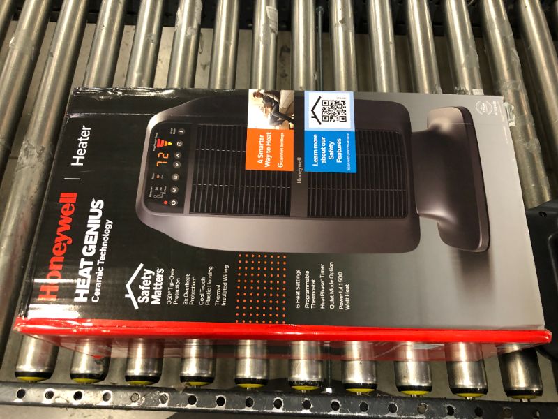 Photo 2 of Honeywell Heat Genius Ceramic Heater Black