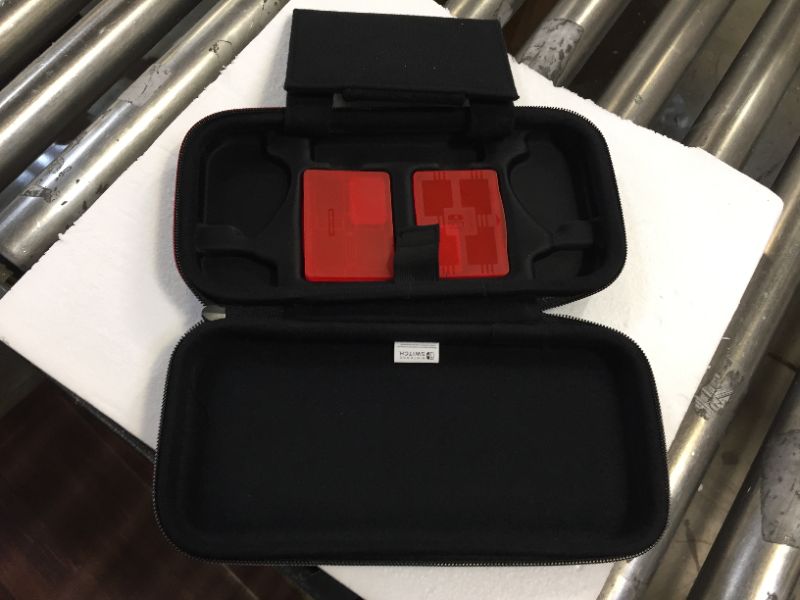 Photo 4 of Nintendo Switch Game Traveler Deluxe Travel Case
