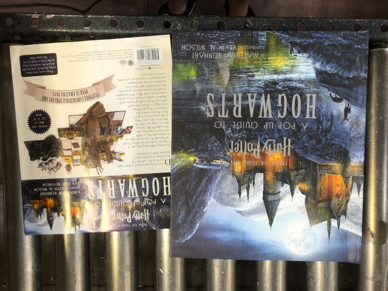 Photo 1 of Harry Potter: A Pop-Up Guide to Hogwarts (Hardcover)