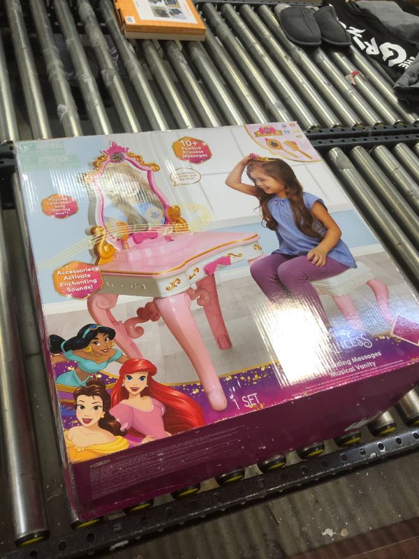 Photo 1 of Disney Princess Enchanting Messages Musical Vanity