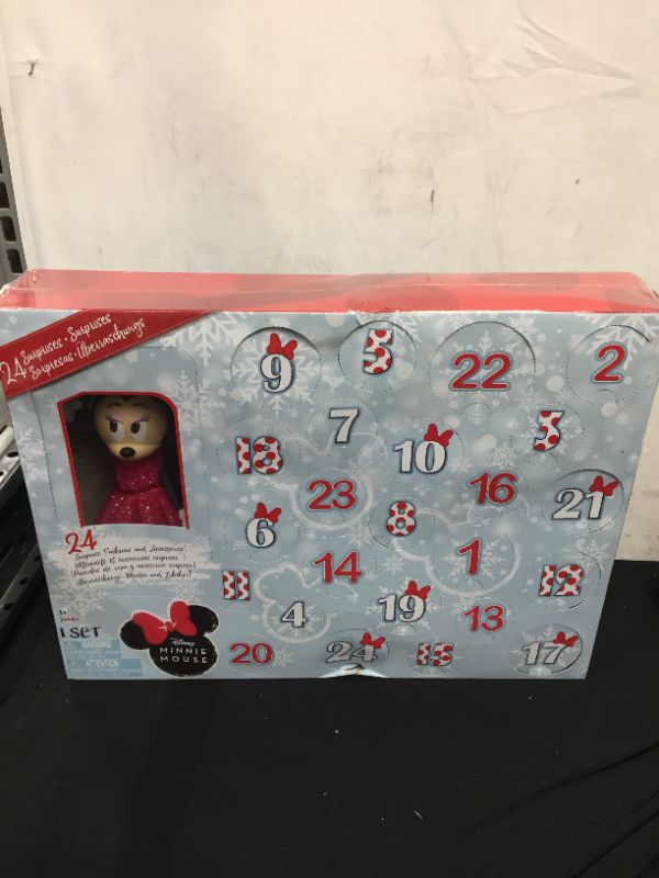 Photo 2 of Disney Minnie Mouse Advent Calendar with 24 Day Holiday Theme Surprise Fashions & Accessories [Amazon Exclusive]
