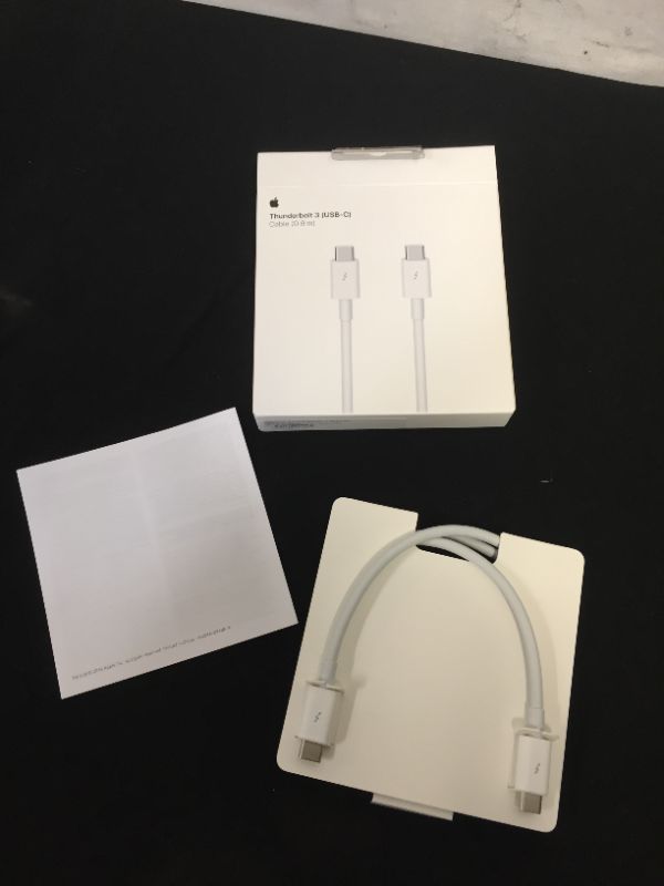 Photo 2 of Thunderbolt 3 (USB?C) Cable (0.8 m)
