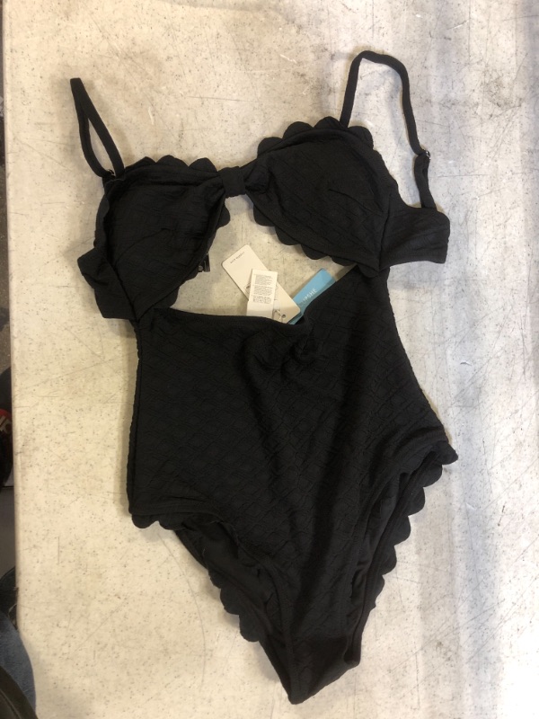 Photo 1 of CUPSHE Black Knotted Scalloped One Piece Swimsuit. Small
