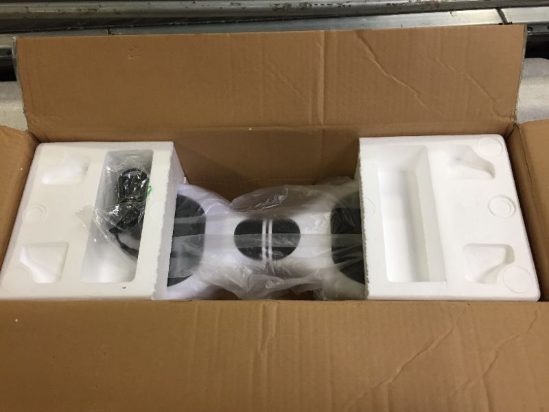 Photo 1 of SISIGAD 6.5" Two-Wheel Self Balancing Hoverboard with LED Lights Electric Scooter Hoverboard for Kids UL 2272 Certified
