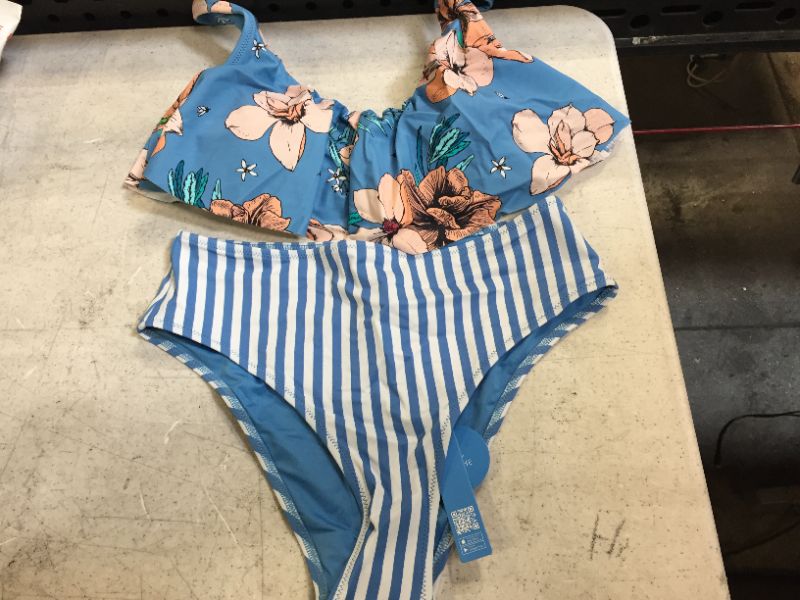 Photo 2 of Kayla Floral And Striped Bikini
