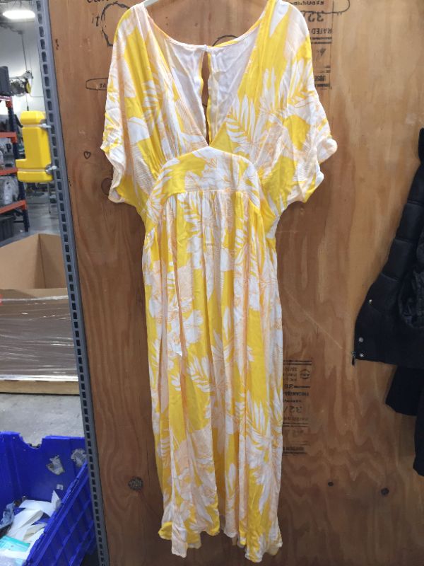 Photo 1 of  women's maxi beach dress in yellow -unknow size