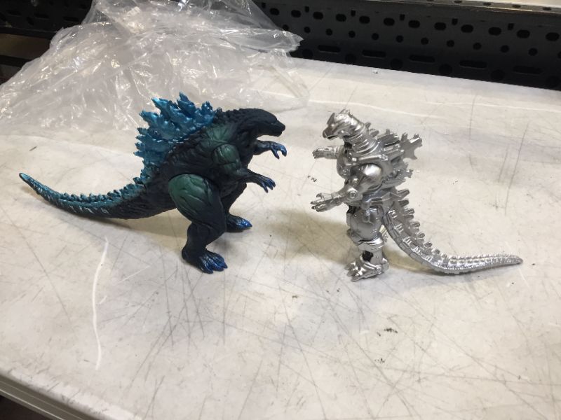 Photo 3 of TwCare Set of 2 Godzilla Earth MechaGodzilla Figures King of The Monsters, 2021 Movable Joints Action Movie Series Soft Vinyl, Carry Bag
